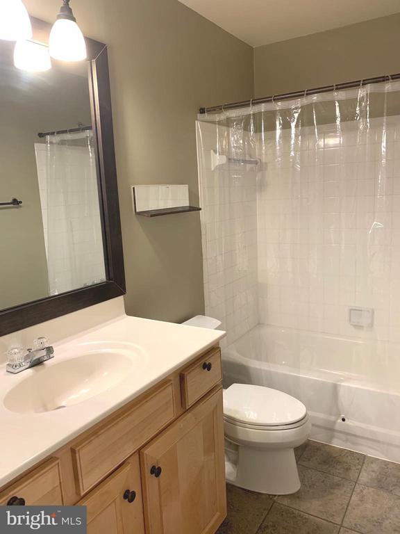 Building Photo - 8141 Needwood Rd