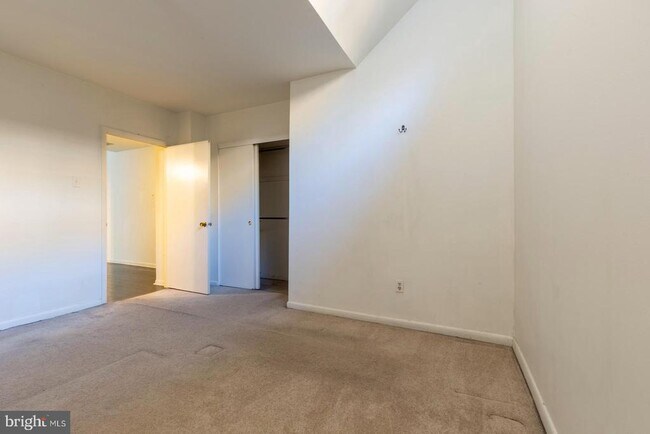 Building Photo - 2137 Spruce St