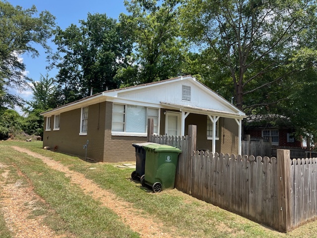 Primary Photo - 1325 Drewery Ave