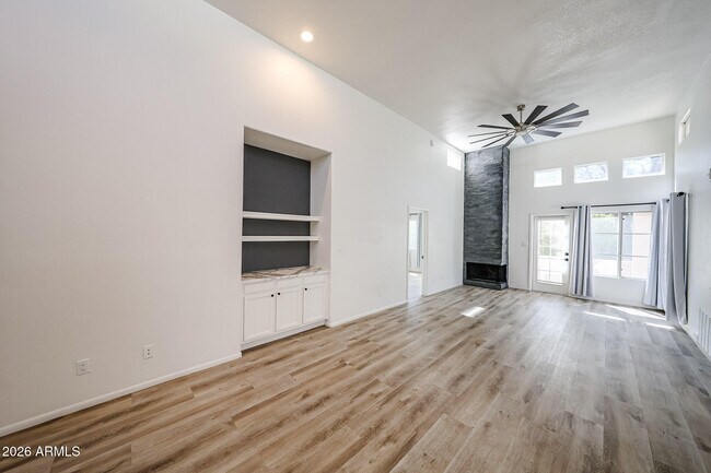 Building Photo - 11333 N 92nd St