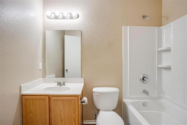 Building Photo - 1108 W Cottonwood Dr