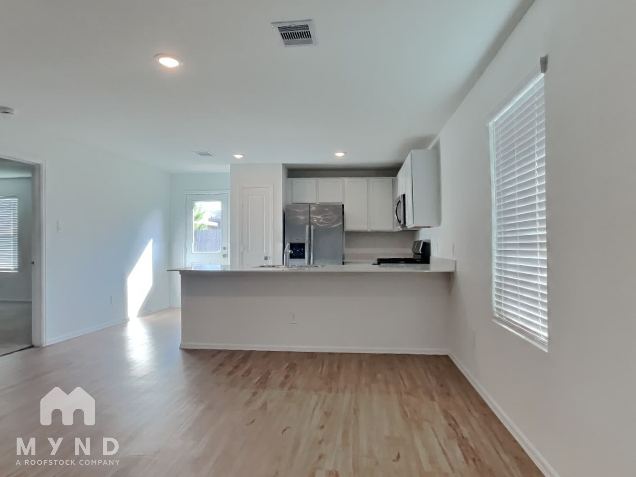 Building Photo - 2842 Via Augusta Dr