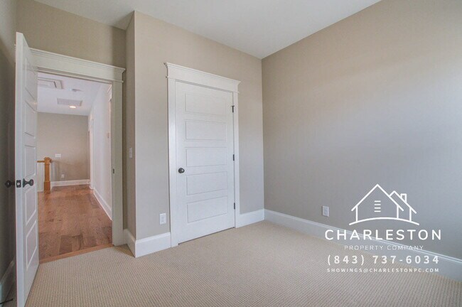 Building Photo - 1636 Juliana St