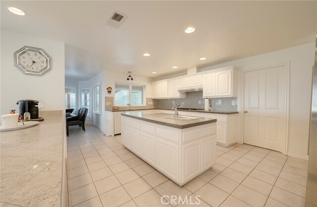 Building Photo - 42980 Cll Montecello