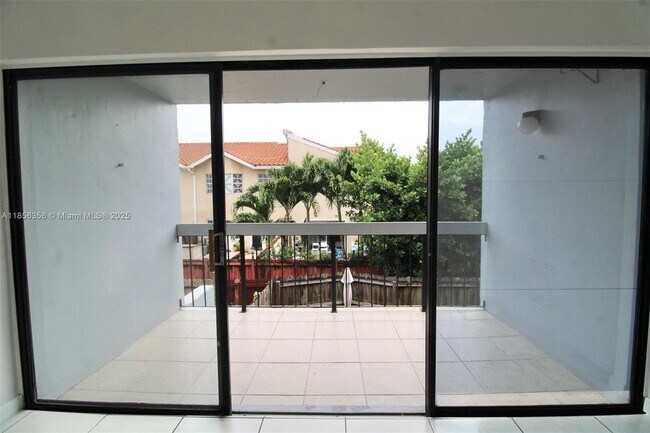 Building Photo - 13870 SW 62nd St
