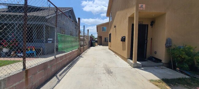 Building Photo - 74(2022)