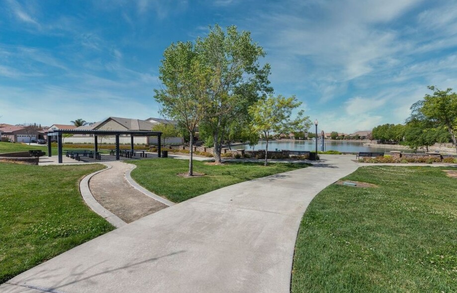 Building Photo - 120 Alboran Sea Cir