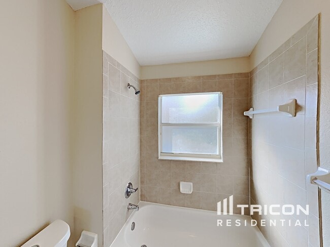 Building Photo - 102 Citrus Landing Dr