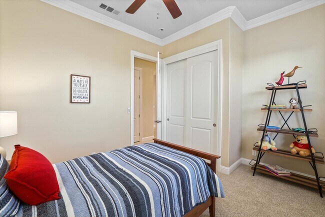 Building Photo - Custom N. Vacaville Single-Story Home in an Exclusive Gated Community!