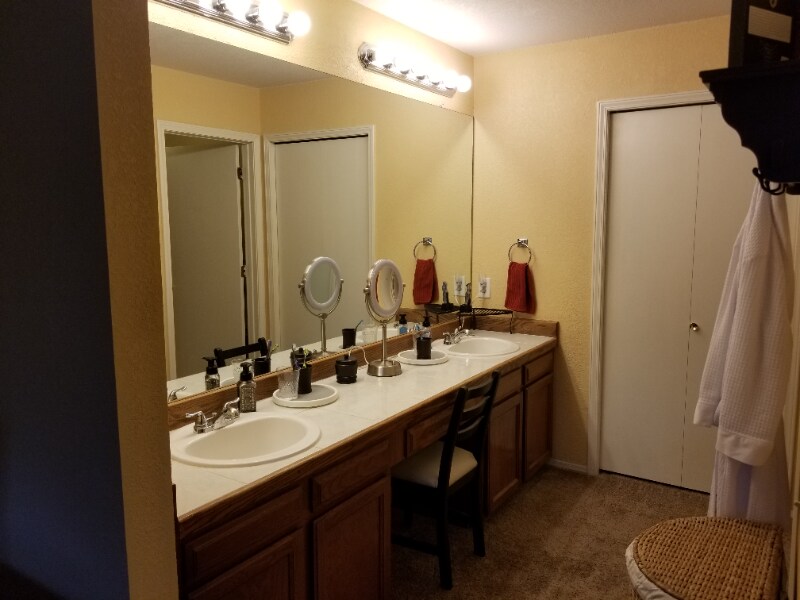 Building Photo - 6338 S Emporia Cir