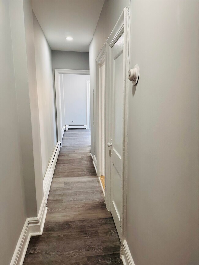 Building Photo - 265 Clinton Ave