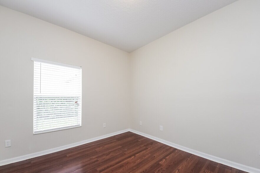 Building Photo - 5516 Cape Hatteras Dr