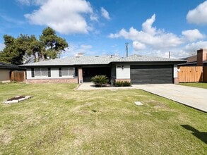 Building Photo - 9420 Max Dr