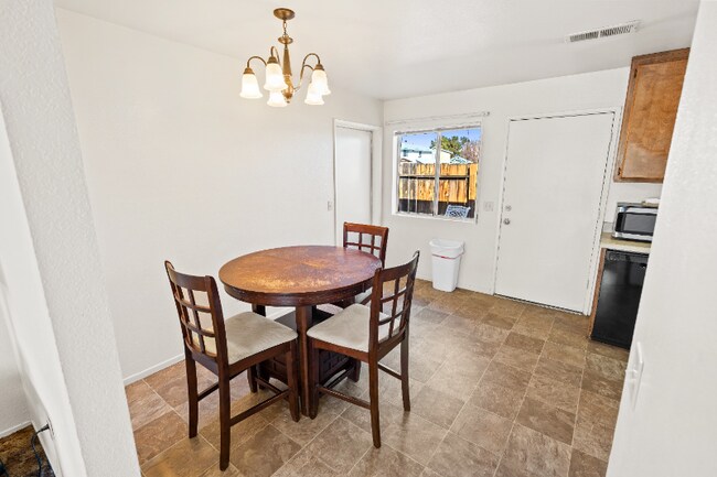 Building Photo - 121 N Gateway Blvd