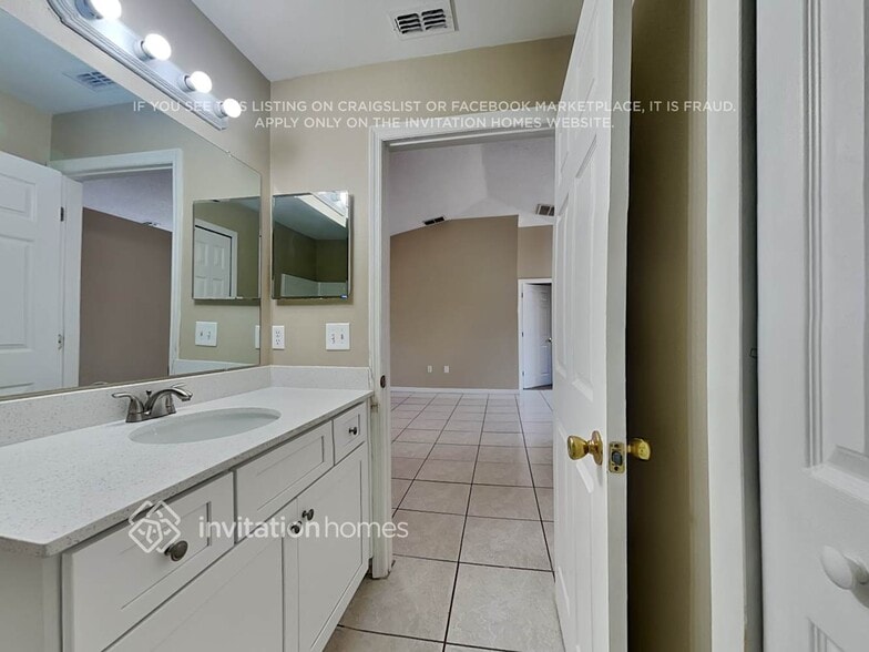 Building Photo - 465 Gannet Ct