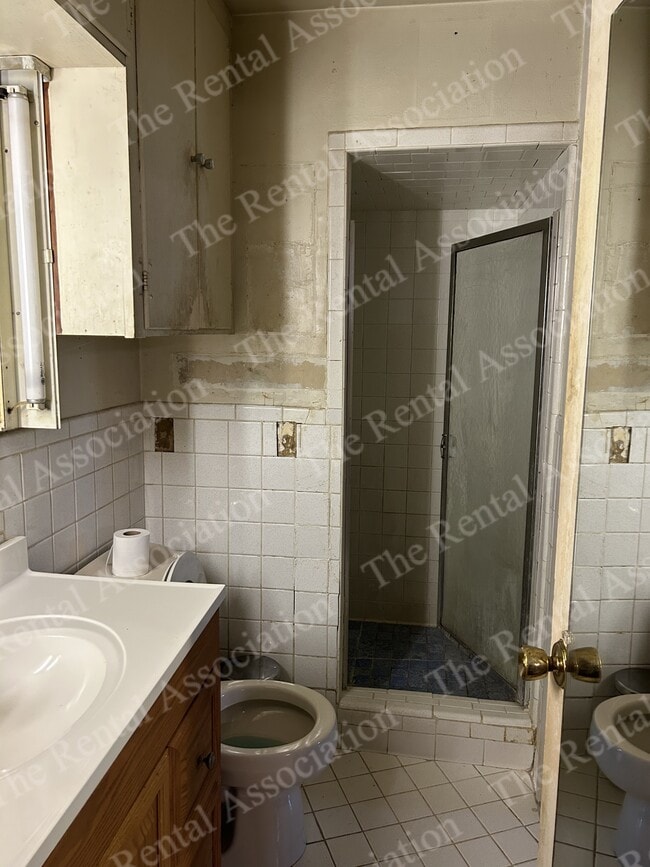 Building Photo - 3901 Blanks Street