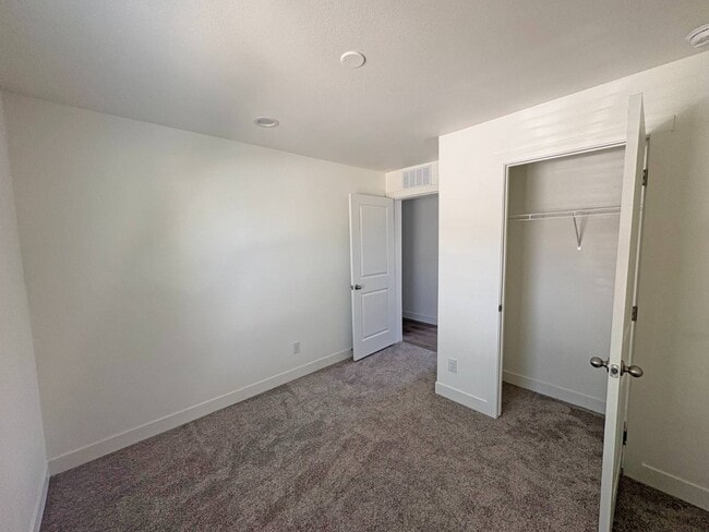 Building Photo - 1700 S State St