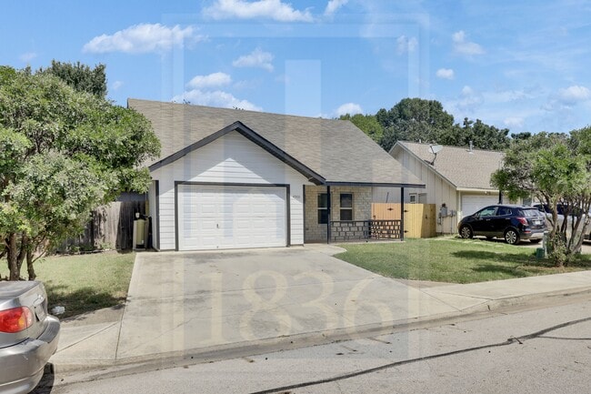 Building Photo - 4500 Acers Ln