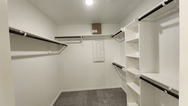 Building Photo - 8009 Scanlan Trl