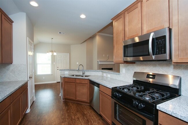 Building Photo - 8005 Woodward St