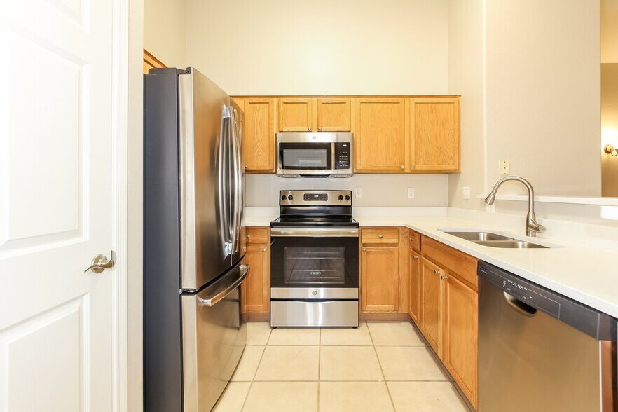 Building Photo - 13147 W Banff Ln