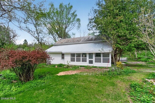 Building Photo - 1809 Ridge Rd