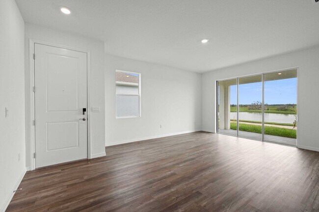 Building Photo - Towns at Woodsdale Villa! -3/2/2 in Wesley...