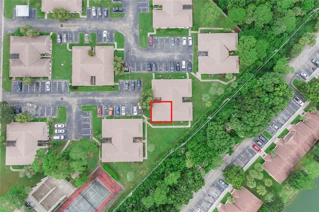 Building Photo - 2828 Stoneway Ln