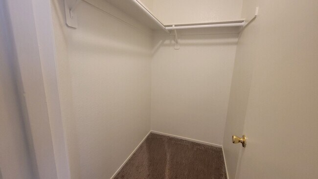 Building Photo - 921 Harvest Creek Rd