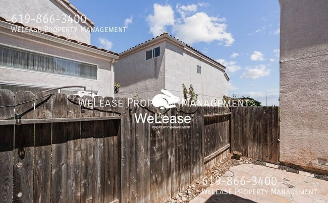 Building Photo - 10898 Caminito Arcada