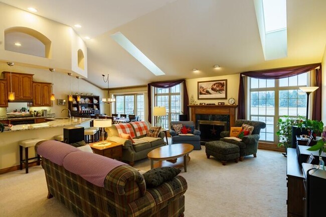 Building Photo - 5432 W Burning Bush Ln