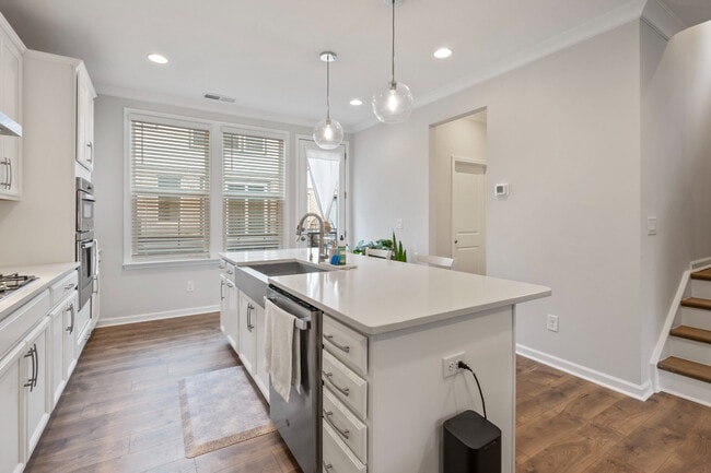 Building Photo - 214 Maidstone Trail