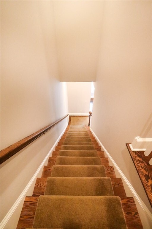 Building Photo - 64 E Market St