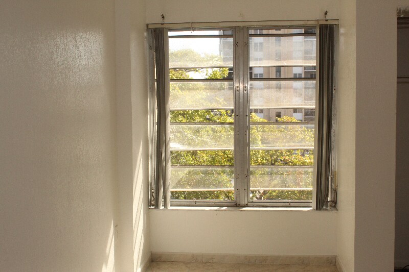 Building Photo - 4156 Inverrary Dr