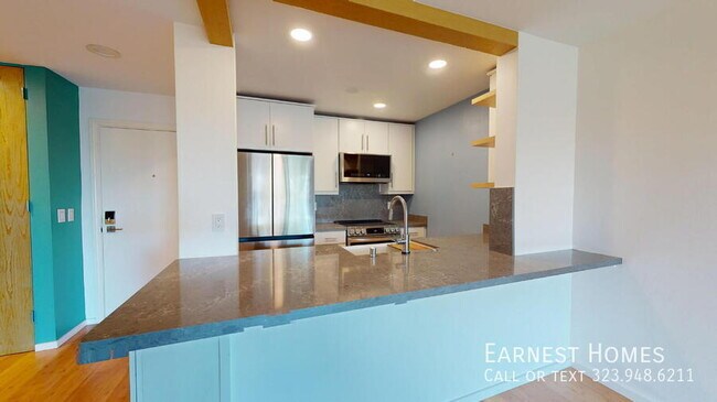 Building Photo - 8740 Tuscany Ave