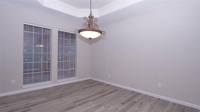 Building Photo - 16110 Craigshire Ct