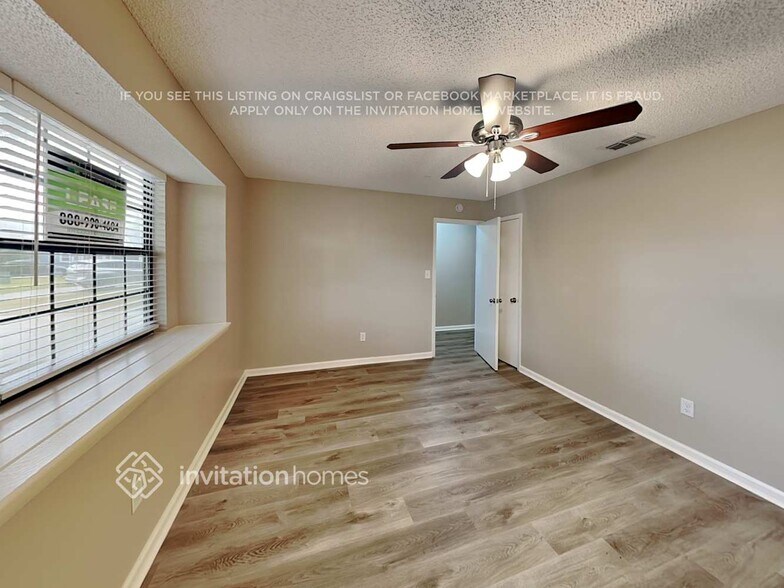 Building Photo - 7940 Evening Flower Ln