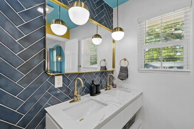 Building Photo - 13542 Purple Sage Rd