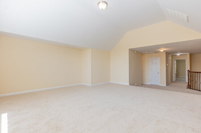 Building Photo - 818 Penstemon Trail