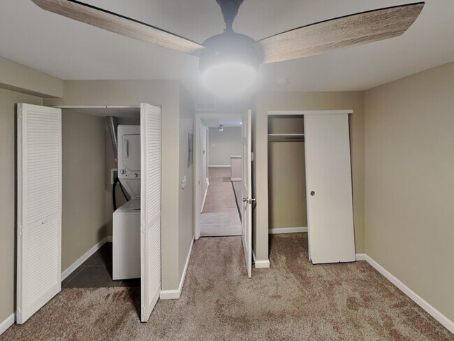 Building Photo - Lantern Square Apartments-A3