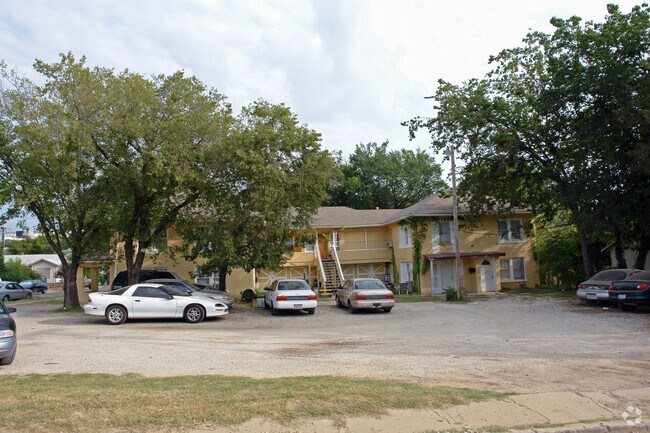 Building Photo - 1419-1421 Hurley Ave