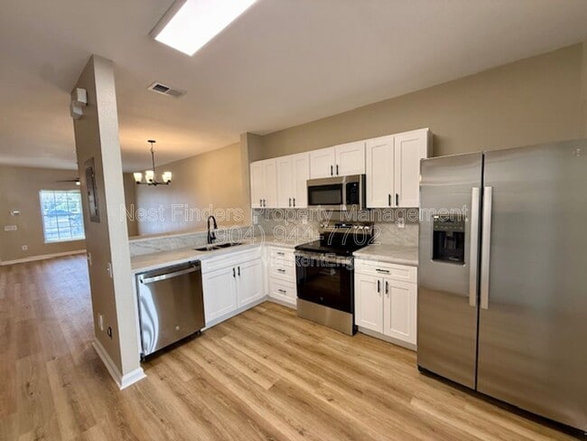 Building Photo - 8230 Dames Point Crossing Blvd