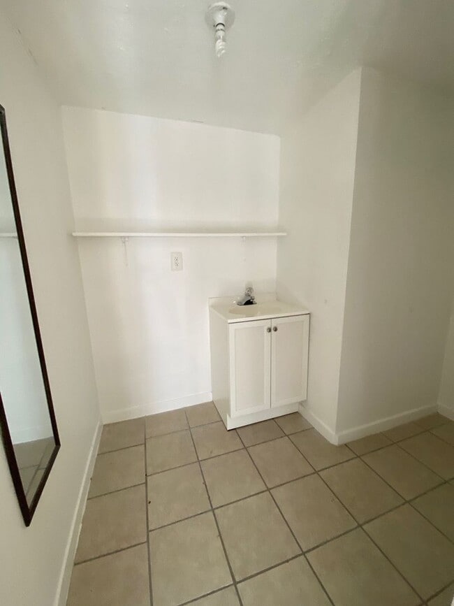 Building Photo - 4 Bedroom Home in Norcross  --Coming Soon!!!!