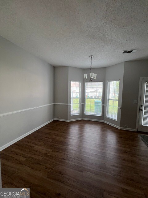 Building Photo - 2770 Parkway Cove