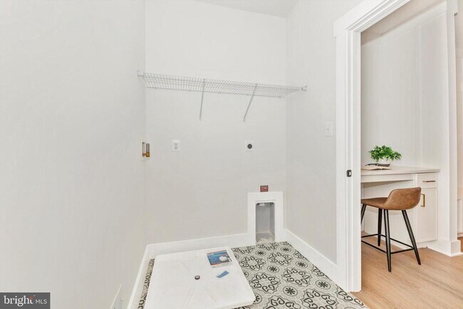 Building Photo - 1199 Hoods Mill Rd