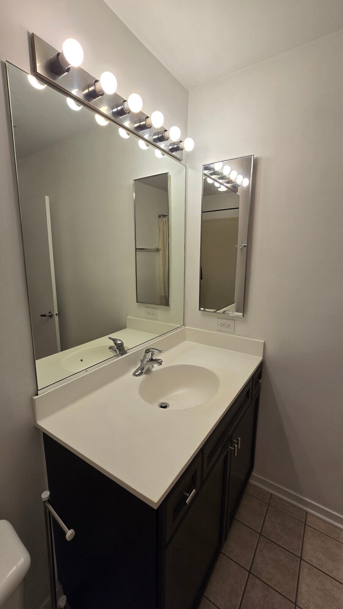 Bathroom - 125 N Euclid Ave