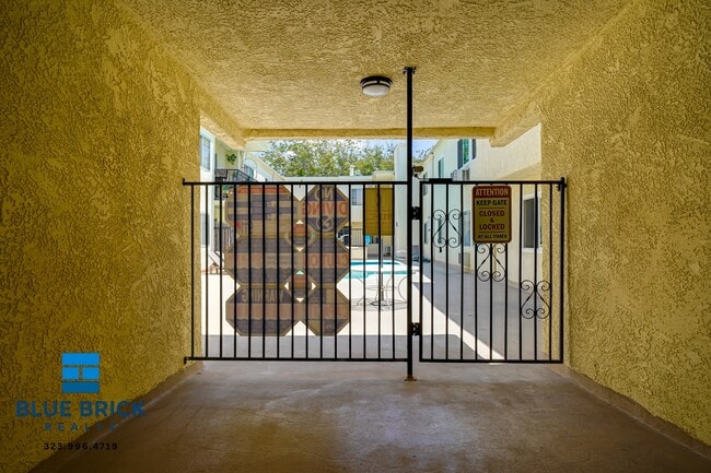 Building Photo - 10250 Commerce Ave