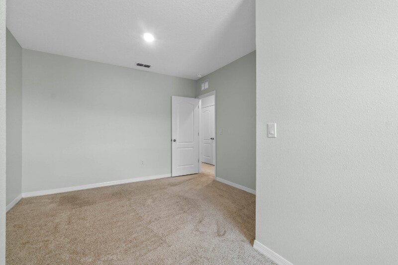 Building Photo - 390 Feltrim Reserve Blvd