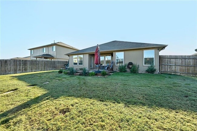 Building Photo - 436 Musgrav