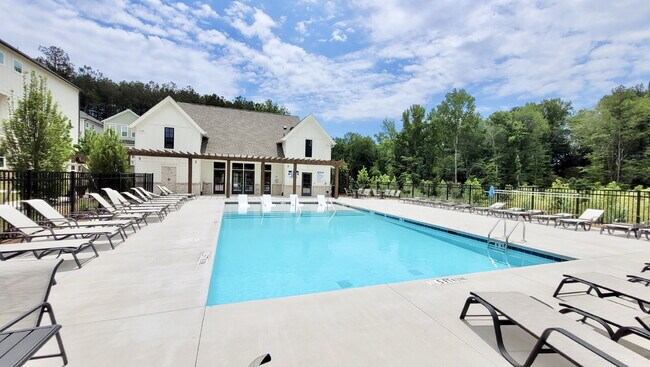 Building Photo - Your Alpharetta Retreat Awaits – Elegant T...